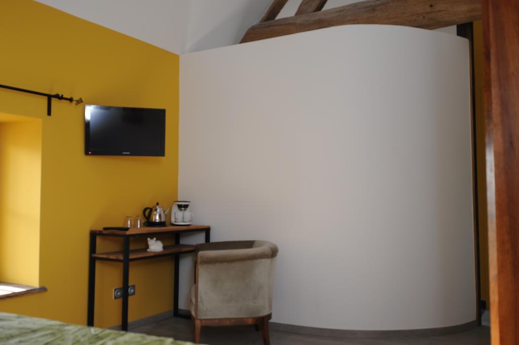 Le Clos De Fernande Corcelles-les-Arts Kamer foto